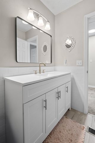 1832 Whispering Oaks Lane, Fort Walton Beach, FL 32547