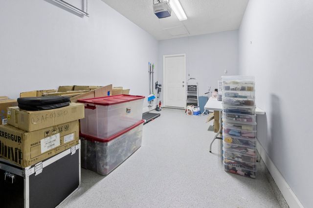 1832 Whispering Oaks Lane, Fort Walton Beach, FL 32547