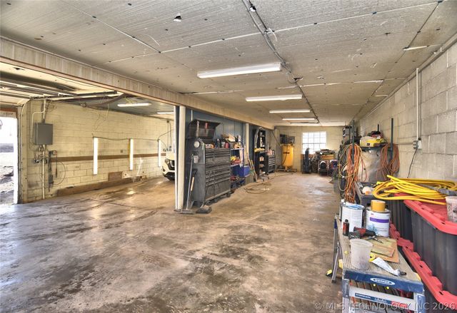 4038 N Cincinnati Drive, Tulsa, OK 74106