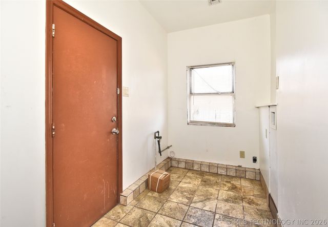 4038 N Cincinnati Drive, Tulsa, OK 74106