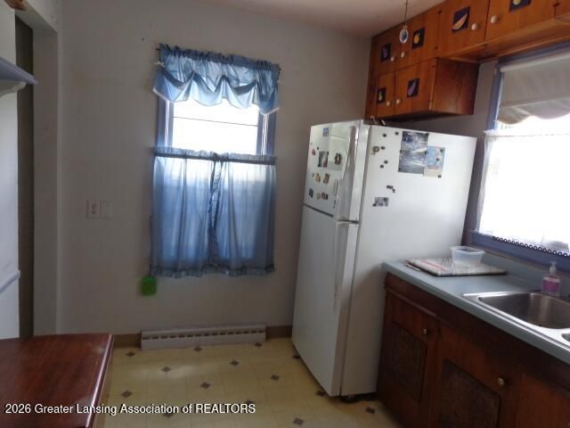 216 W Jolly Road, Lansing, MI 48910