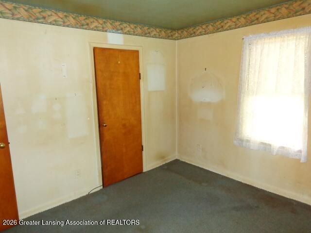 216 W Jolly Road, Lansing, MI 48910