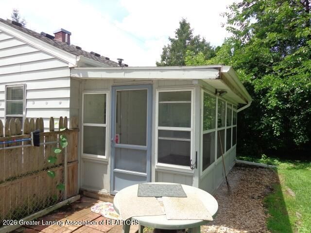216 W Jolly Road, Lansing, MI 48910