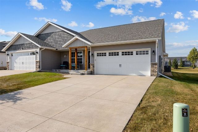 3325 Platinum Way, Marion, IA 52302