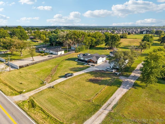 7386 E 86th Street North, Owasso, OK 74055