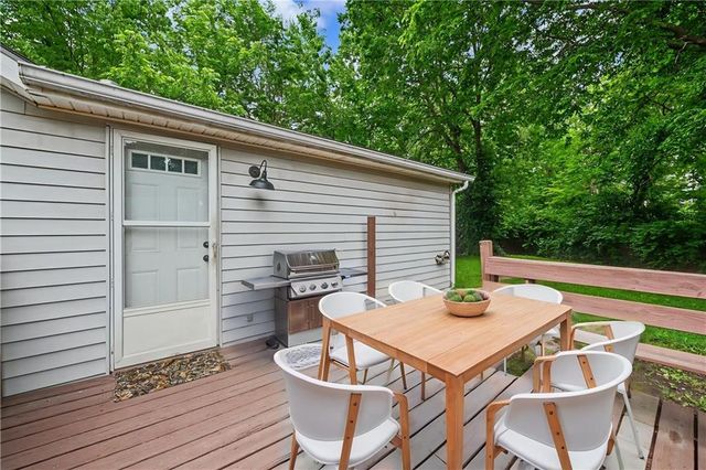 1418 Maple Lane, Lawrence, KS 66044