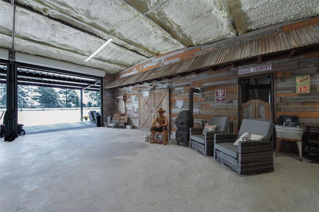 508 Fm 3179, Huntsville, TX 77340