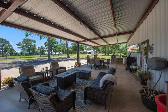 508 Fm 3179, Huntsville, TX 77340
