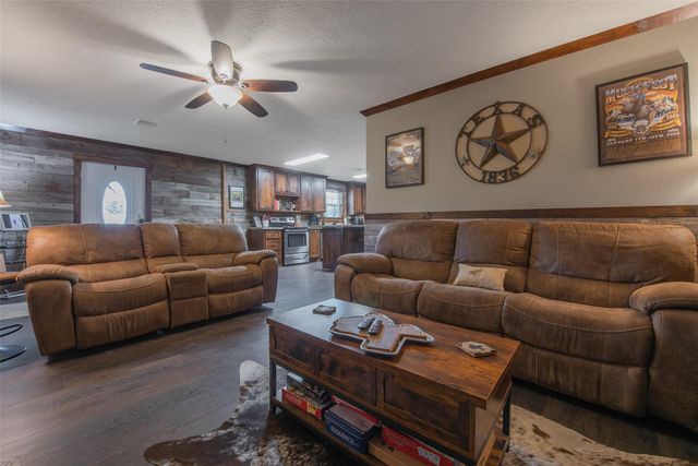 508 Fm 3179, Huntsville, TX 77340