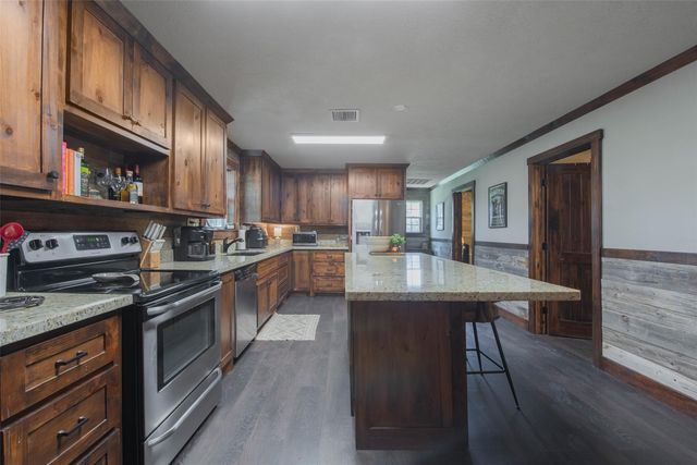 508 Fm 3179, Huntsville, TX 77340