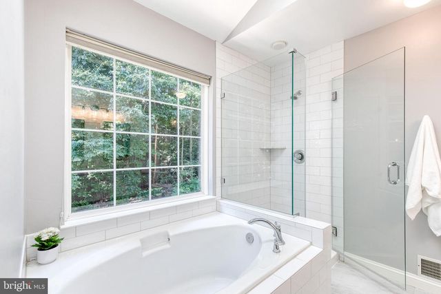 752 LEISTER DR, Lutherville Timonium, MD 21093