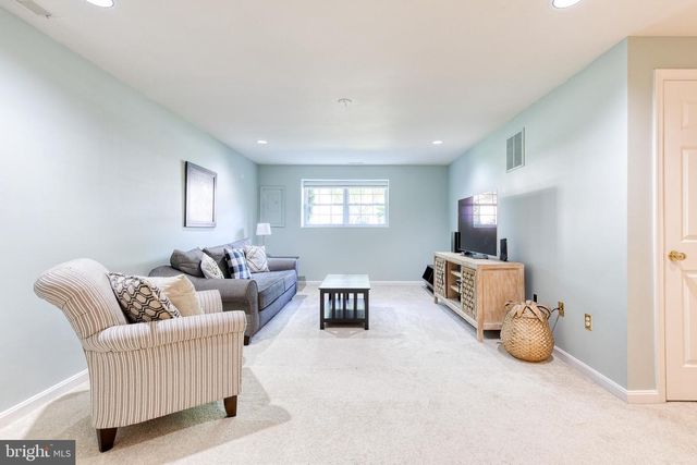 752 LEISTER DR, Lutherville Timonium, MD 21093