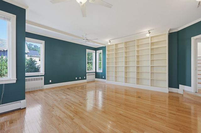 148 Washington St, Medford, MA 02155