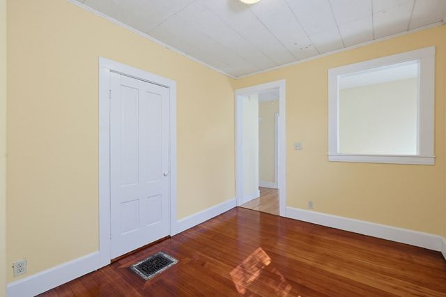 148 Washington St, Medford, MA 02155