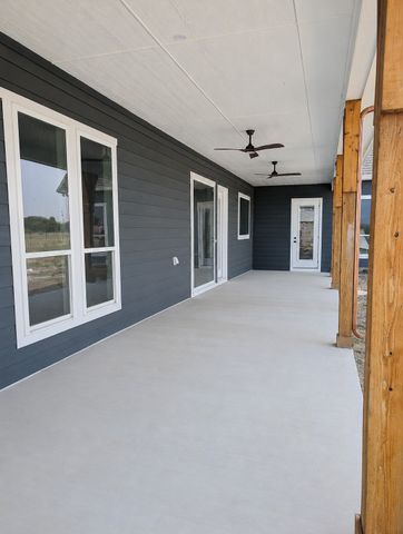 139 Chance Farm Road, Decatur, TX 76234