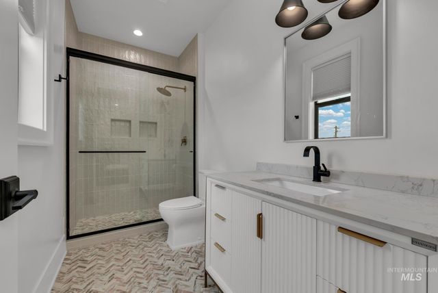 1355 N Morehouse Ave, Eagle, ID 83616