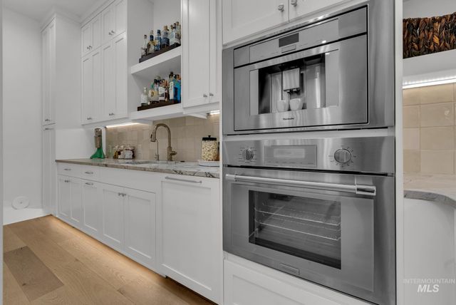 1355 N Morehouse Ave, Eagle, ID 83616