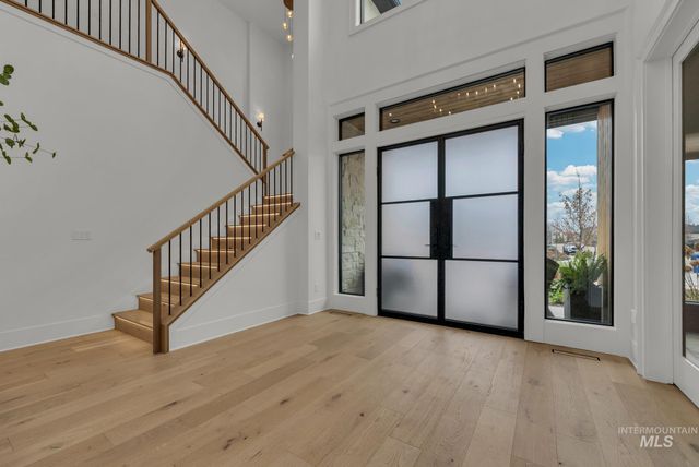 1355 N Morehouse Ave, Eagle, ID 83616