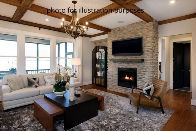 52 Boulder Boulevard, Peninsula, OH 44264