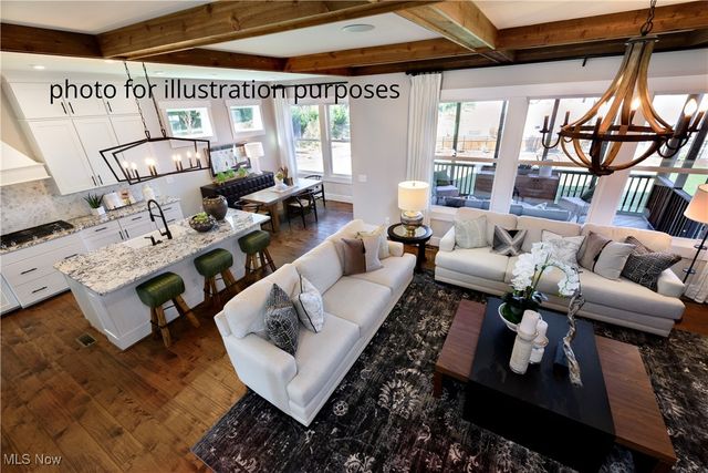 52 Boulder Boulevard, Peninsula, OH 44264