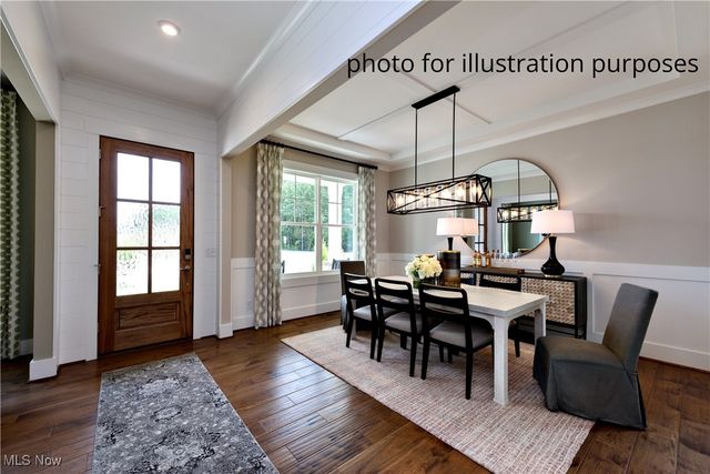 52 Boulder Boulevard, Peninsula, OH 44264