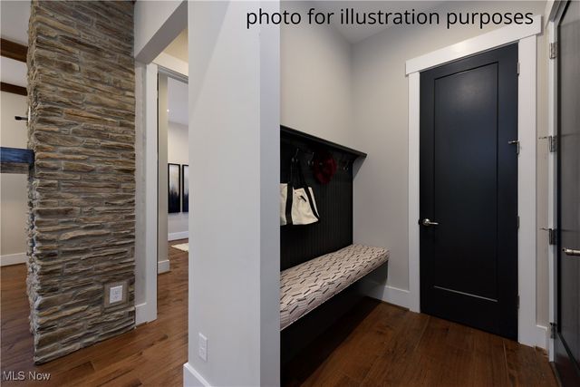 52 Boulder Boulevard, Peninsula, OH 44264