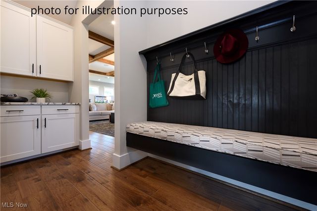 52 Boulder Boulevard, Peninsula, OH 44264