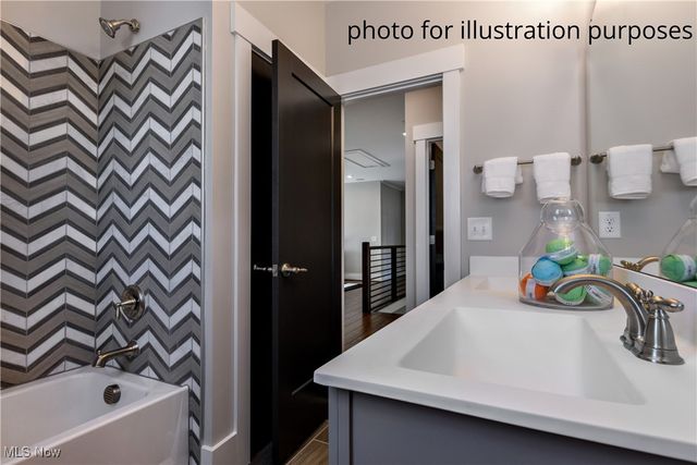 52 Boulder Boulevard, Peninsula, OH 44264