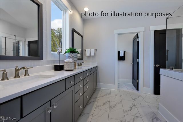 52 Boulder Boulevard, Peninsula, OH 44264