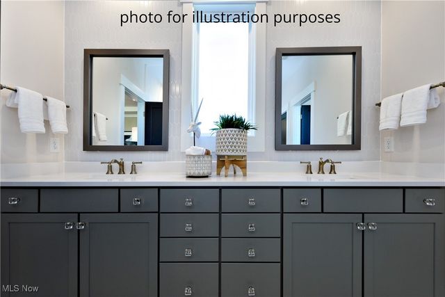 52 Boulder Boulevard, Peninsula, OH 44264