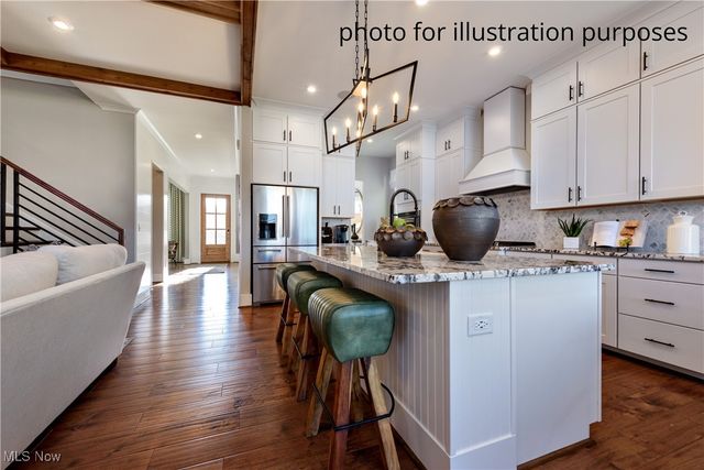 52 Boulder Boulevard, Peninsula, OH 44264