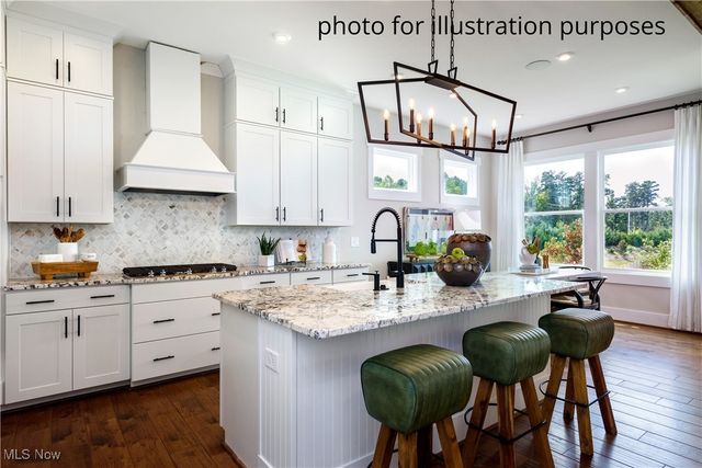 52 Boulder Boulevard, Peninsula, OH 44264