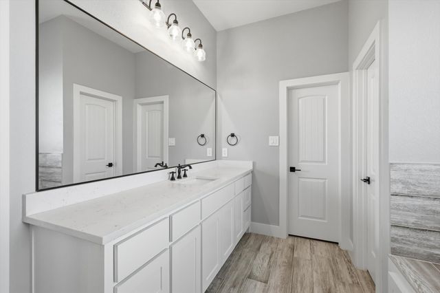 420 Zonaverde Court, Poolville, TX 76487