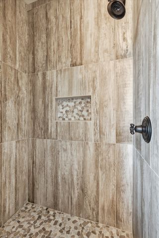 420 Zonaverde Court, Poolville, TX 76487