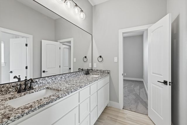 420 Zonaverde Court, Poolville, TX 76487