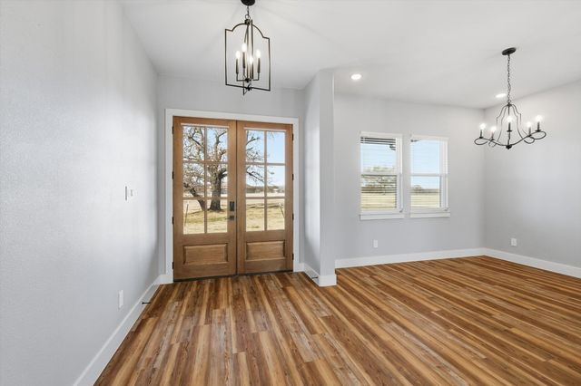 420 Zonaverde Court, Poolville, TX 76487