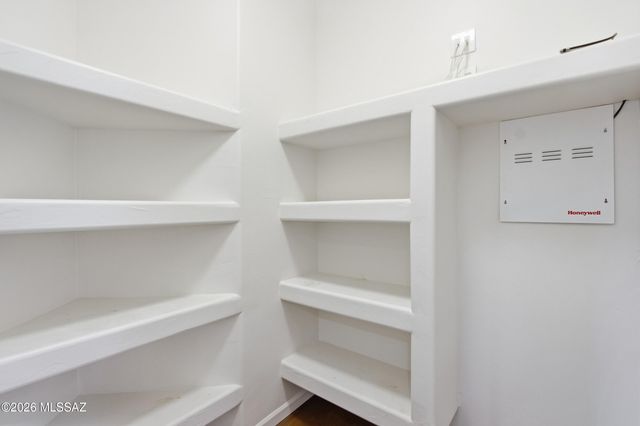 2642 S Falcon View Drive, Tucson, AZ 85713