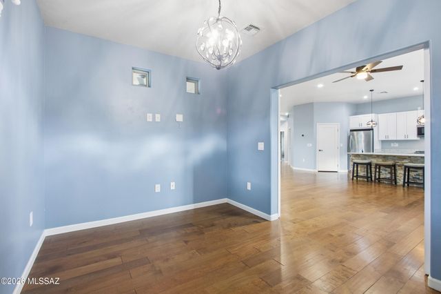 2642 S Falcon View Drive, Tucson, AZ 85713