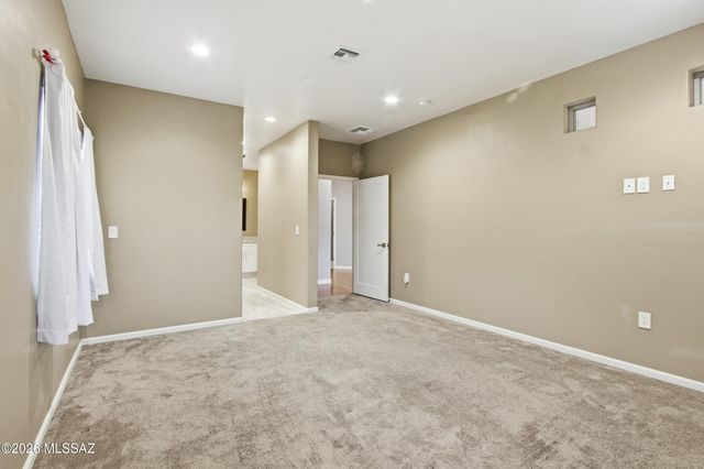 2642 S Falcon View Drive, Tucson, AZ 85713