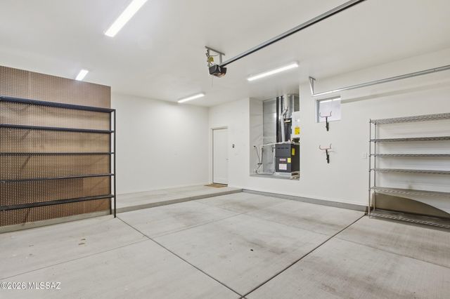 2642 S Falcon View Drive, Tucson, AZ 85713