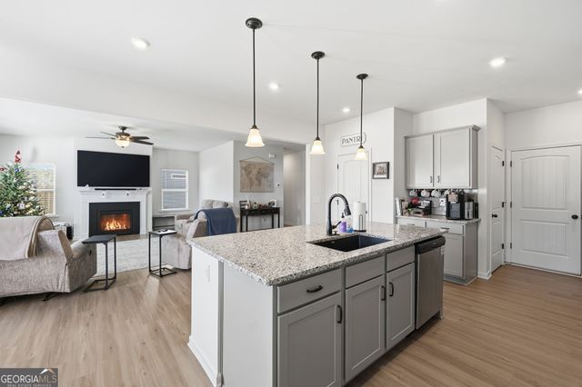 199 Graham Circle, Adairsville, GA 30103