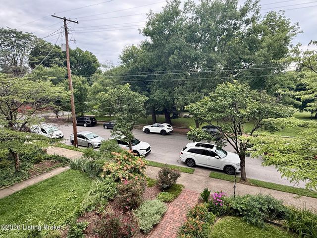 1344 S 6th St, Louisville, KY 40208