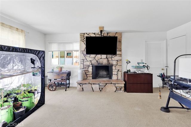 18393 Orange, Hesperia, CA 92345