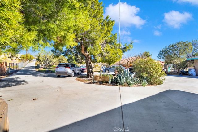 18393 Orange, Hesperia, CA 92345