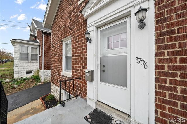 3706 Neosho Street, St Louis, MO 63116