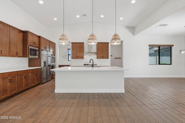 813 E Corral Road, Phoenix, AZ 85042
