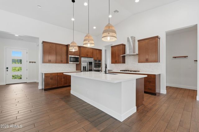 813 E Corral Road, Phoenix, AZ 85042