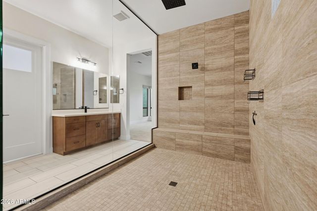 813 E Corral Road, Phoenix, AZ 85042