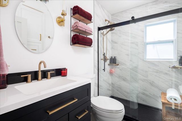 72 Cleveland Avenue, Massapequa, NY 11758