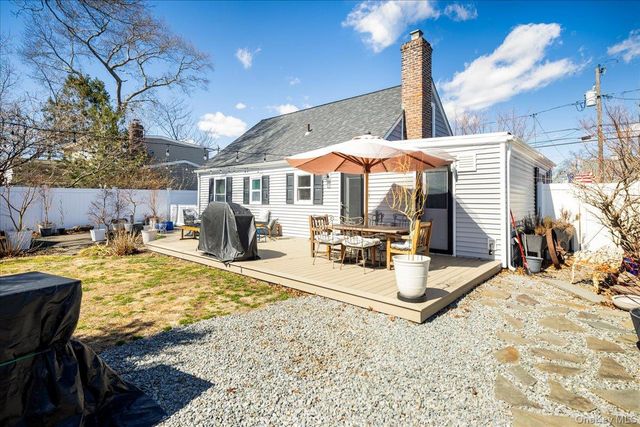 72 Cleveland Avenue, Massapequa, NY 11758